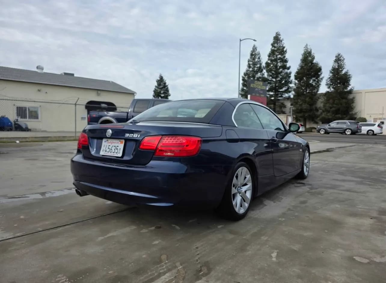 2011 BMW 328i Convertible