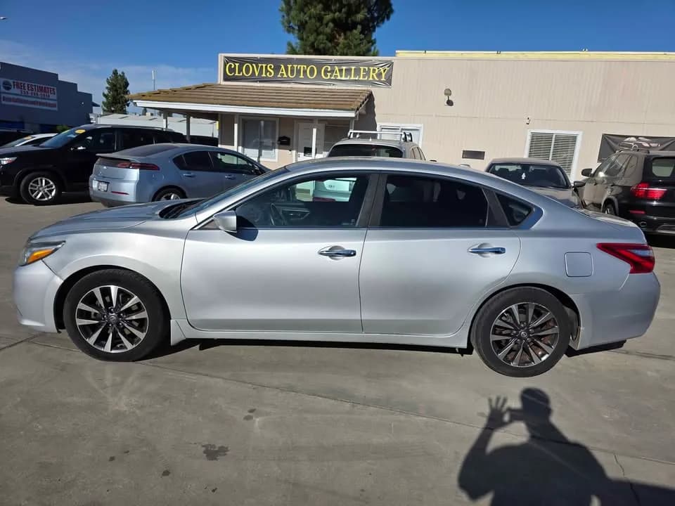 2016 Nissan Altima SV