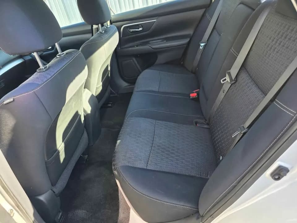2016 Nissan Altima SV