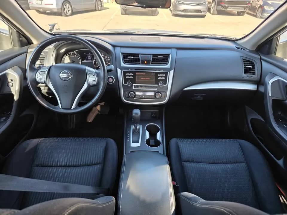 2016 Nissan Altima SV