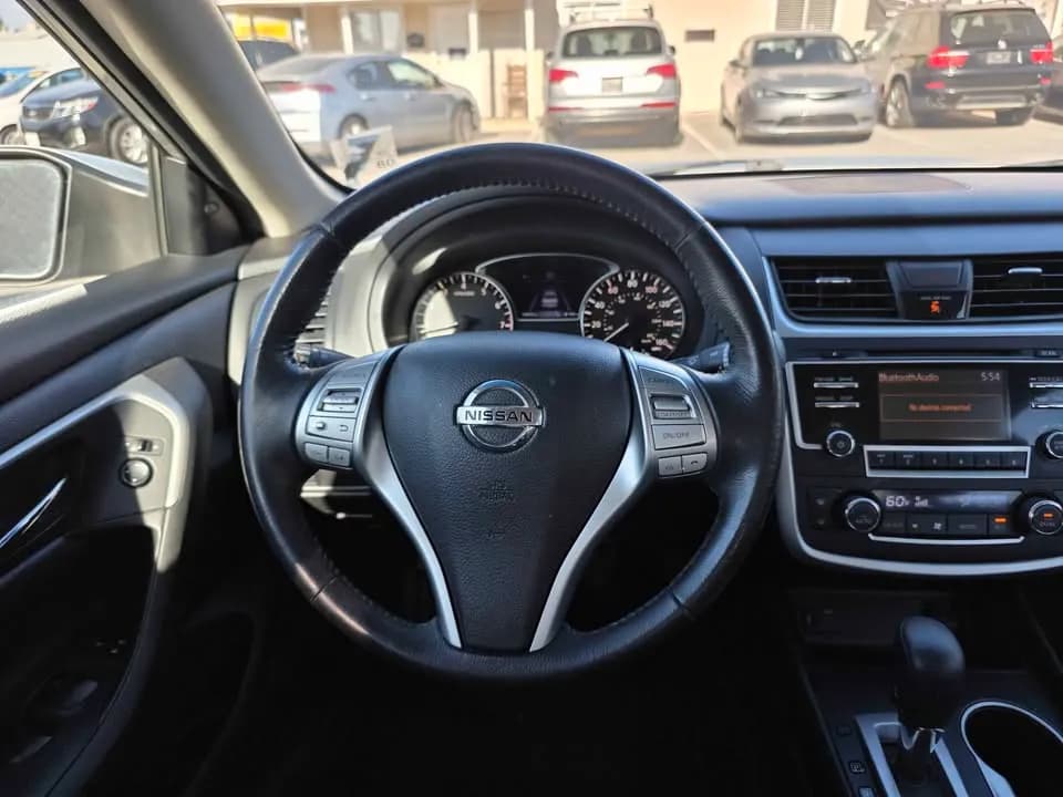 2016 Nissan Altima SV