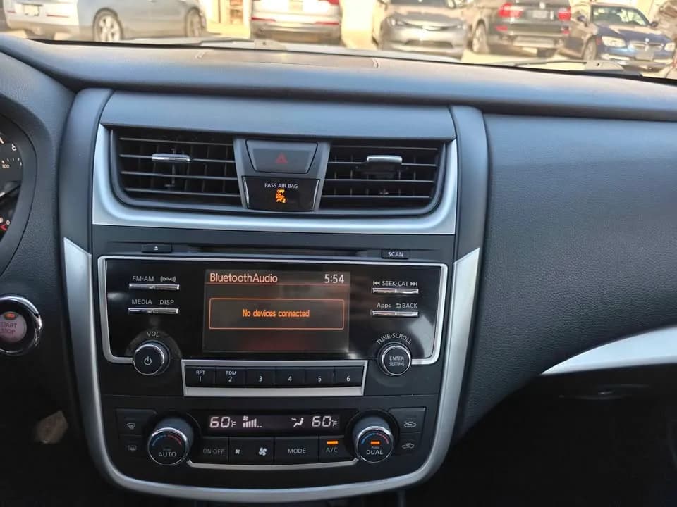 2016 Nissan Altima SV